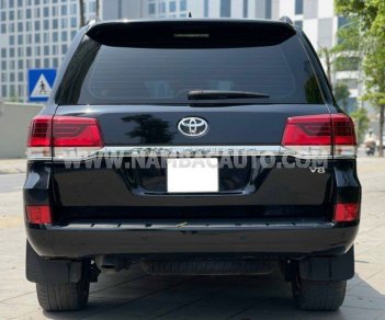 Toyota Land Cruiser 2019 - Xe tên công ty xuất hoá đơn