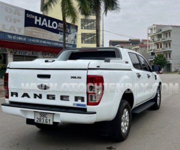 Ford Ranger 2022 - Màu trắng, 645tr