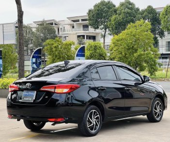 Toyota Vios 2022 - Xe màu đen, giá cực tốt