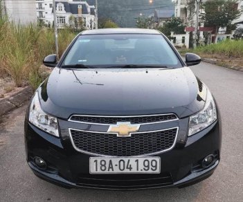 Chevrolet Cruze 2010 - Màu đen giá ưu đãi