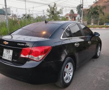 Chevrolet Cruze 2010 - Màu đen giá ưu đãi