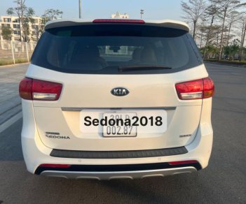 Kia Sedona 2018 - Màu trắng giá cạnh tranh