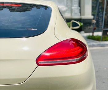 Porsche Panamera 2014 - Model 2015