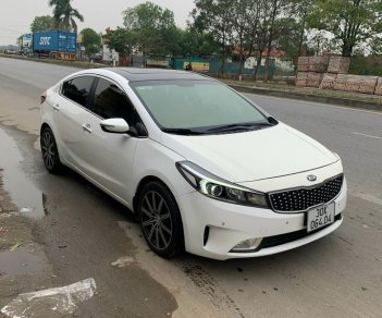 Kia Cerato 2016 - Màu trắng