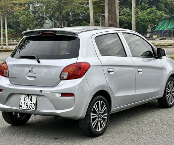 Mitsubishi Mirage 2017 - Màu bạc, xe nhập