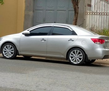 Kia Forte 2011 - Màu bạc