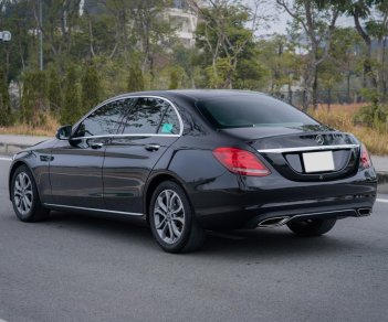 Mercedes-Benz C200 2018 - Odo 4,4 vạn km