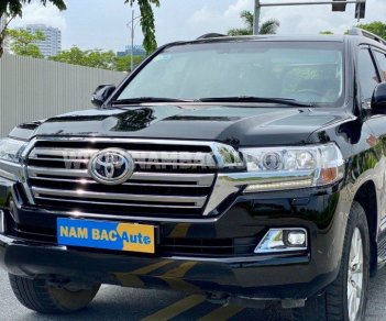 Toyota Land Cruiser 2019 - Xe tên công ty xuất hoá đơn