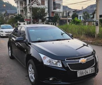 Chevrolet Cruze 2010 - Màu đen giá ưu đãi