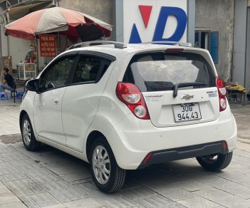 Chevrolet Spark 2014 - Màu trắng