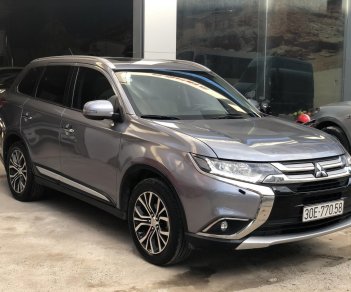 Mitsubishi Outlander 2016 - Xe 5 chỗ ngồi