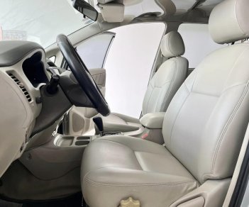 Toyota Innova 2012 - Màu bạc chính chủ