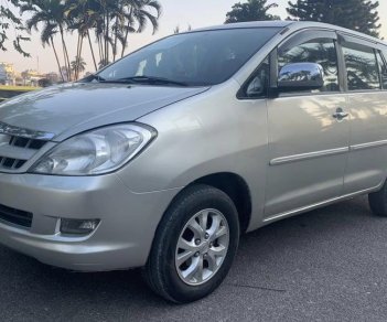 Toyota Innova 2007 - Màu bạc giá hữu nghị