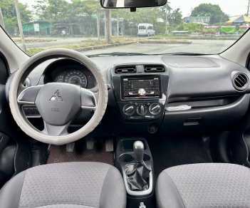 Mitsubishi Mirage 2017 - Màu bạc, xe nhập