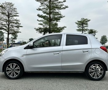 Mitsubishi Mirage 2017 - Màu bạc, xe nhập