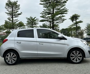 Mitsubishi Mirage 2017 - Màu bạc, xe nhập