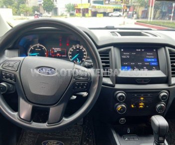 Ford Ranger 2022 - Màu trắng, 645tr