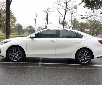 Kia Cerato 2019 - Biển Sài Gòn tên tư nhân