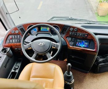 Hyundai Universe 2021 - Odo chạy 10.000 km