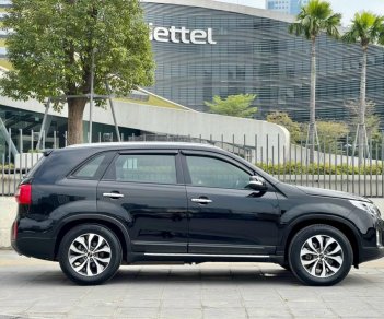 Kia Sorento 2018 - Màu đen giá hữu nghị