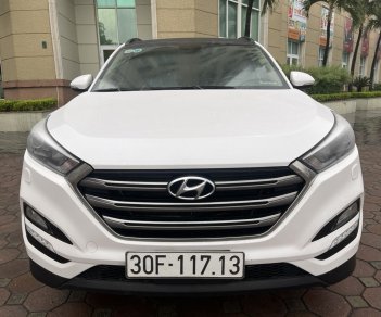 Hyundai Tucson 2018 - Cần bán lại xe màu trắng