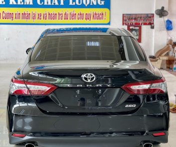 Toyota Camry 2021 - Cần bán xe năm sản xuất 2021 giá hữu nghị