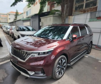 Kia Carnival 2023 - Sẵn nhiều suất giao sớm, bổ sung thêm tính năng mới trên xe