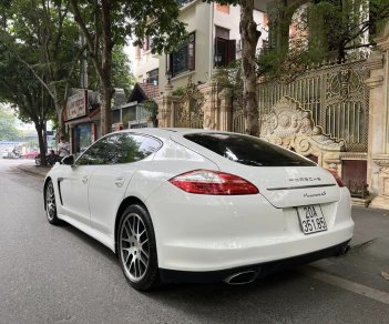 Porsche Panamera 2010 - Màu trắng