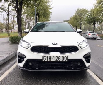 Kia Cerato 2019 - Biển Sài Gòn tên tư nhân