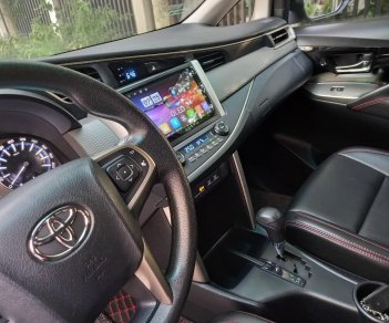 Toyota Innova 2017 - Màu xám xe gia đình