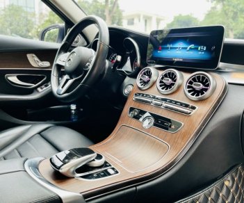 Mercedes-Benz 2018 - Tư nhân, biển Hà Nội