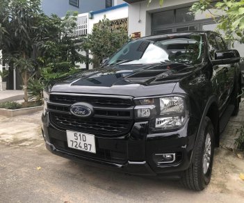 Ford Ranger 2022 - Màu đen, xe nhập