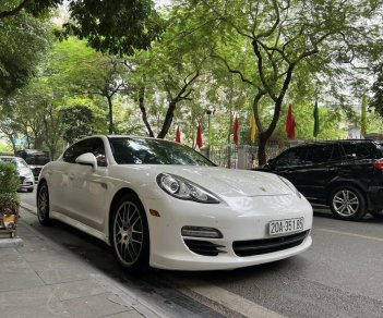 Porsche Panamera 2010 - Màu trắng