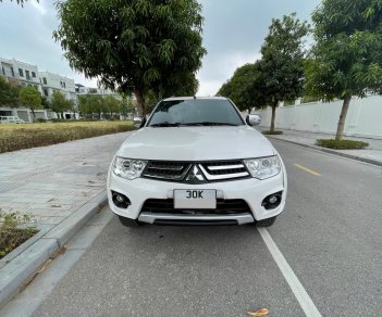 Mitsubishi Pajero Sport 2016 - Cần bán lại xe gia đình giá tốt 485tr