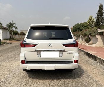 Lexus LX 570 2017 - Cần bán xe nhập Nhật, màu trắng camay