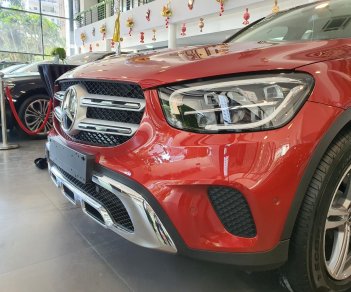 Mercedes-Benz GLC 200 2023 - Giảm giá lên tới 100 triệu tiền mặt và nhiều quà tặng