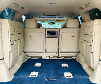 Lexus LX 570 2011 - Màu đen, một chủ từ mới