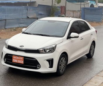 Kia Soluto 2021 - Màu trắng giá cạnh tranh