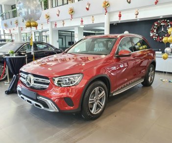 Mercedes-Benz GLC 200 2023 - Giảm giá lên tới 100 triệu tiền mặt và nhiều quà tặng