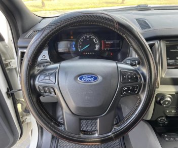 Ford Ranger 2015 - Màu trắng, xe nhập số tự động, giá chỉ 625 triệu