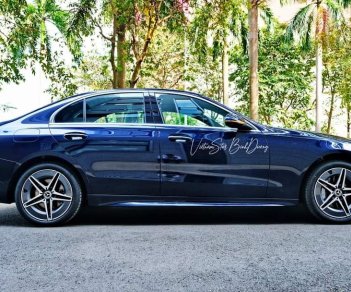 Mercedes-Benz C300 2023 - Giảm tiền mặt - Tặng phụ kiện - Ưu đãi tại Mercedes Trường Chinh