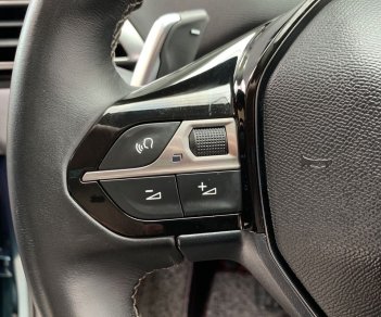 Peugeot 2018 - Cần bán lại xe giá ưu đãi, xe cực đẹp, odo chuẩn km