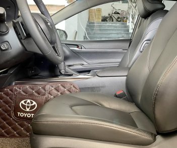 Toyota Camry 2021 - Cần bán xe năm sản xuất 2021 giá hữu nghị