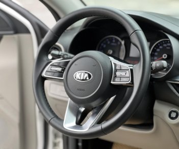 Kia Cerato 2018 - Trắng