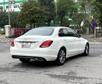 Mercedes-Benz C200 2015 - Bán xe màu trắng