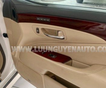 Lexus LS 600 2008 - Màu trắng, nhập khẩu