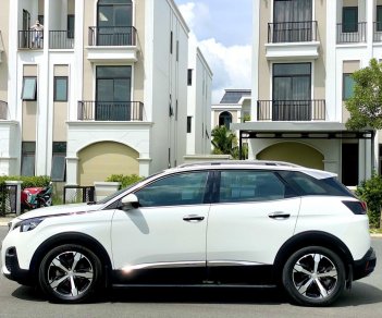 Peugeot 5008 2019 - Biển số sảnh cực đẹp