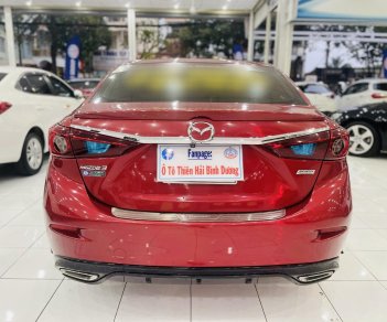 Mazda 3 2017 - Màu đỏ nội thất đen thể thao