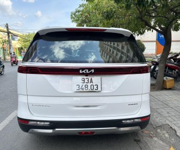 Kia Carnival 2022 - Odo chuẩn 9000 km