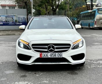 Mercedes-Benz C200 2015 - Bán xe màu trắng